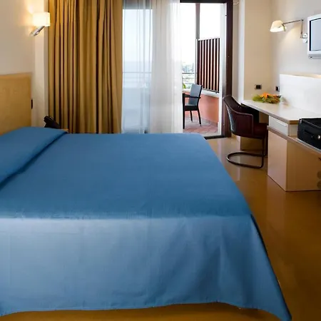 Panoramic Hotel 4*