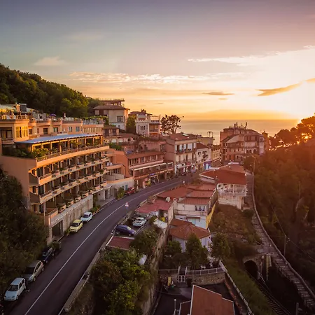 Hotel Panoramic 4*